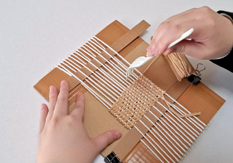 コースター作成の様子２