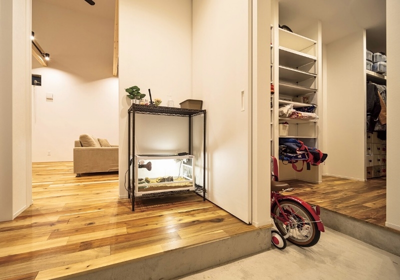 玄関まわり収納